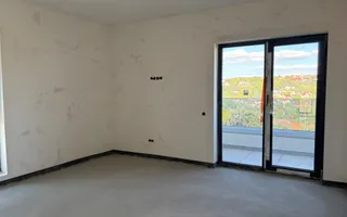 Casa individuala 4 camere, 3 bai, S+P+ET,  garaj, terasa - Poză 22