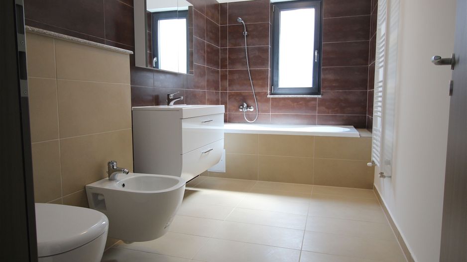 Apartament cu 3 camere de închiriat în zona Nord - Poză 11