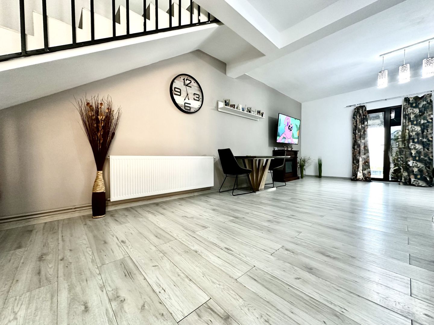 Duplex generos, 120 mp utili, modern si mobilat, in  Mosnita Veche - Poză 4