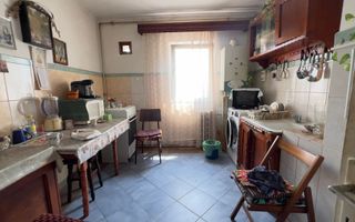 Apartament cu 3 camere - Pajura - Poză 8