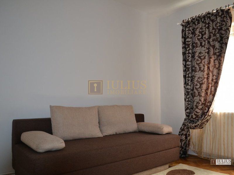 3 camere amenajat modern, cu centrala proprie(Include ctr Anaf). - Poză 10