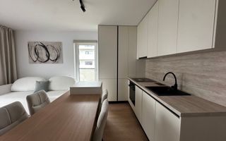 Apartamnet la cheie | Etaj intermediar | Zona Eroior Floresti - Poză 4