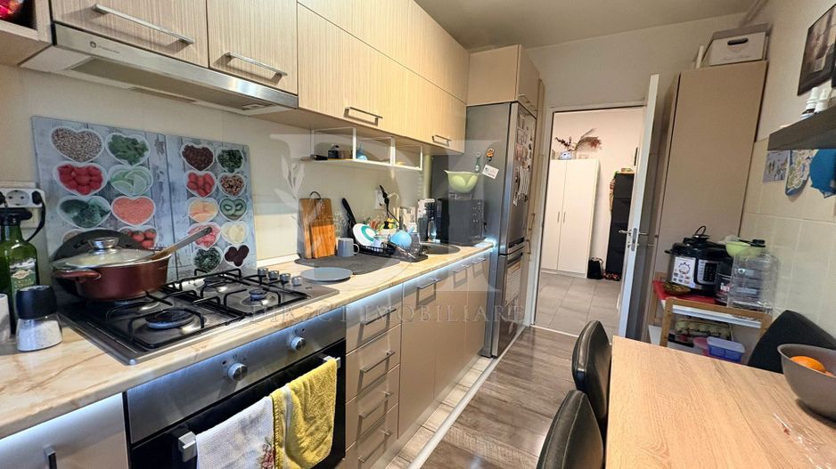 Apartament la cheie / etaj intermediar / Zona Florilor - Poză 6