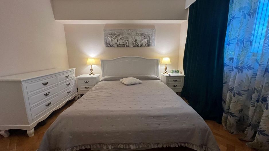 Capitol - Apartament frumos cu 3 camere și vedere la mare - Poză 17