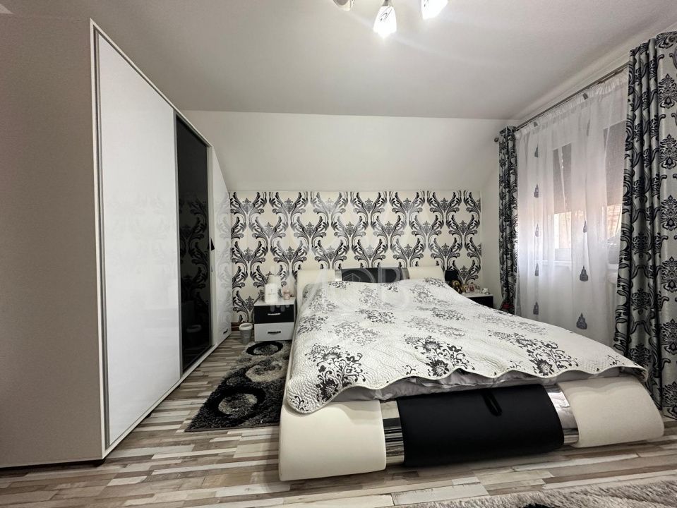 Casa de vanzare, mobilata si utilata - Piata Cluj - Poză 6