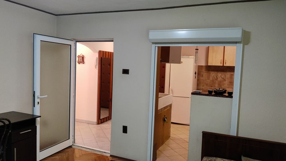 APARTAMENT DECOMANDAT  3 CAMERE CALEA ARADULUI - Poză 8