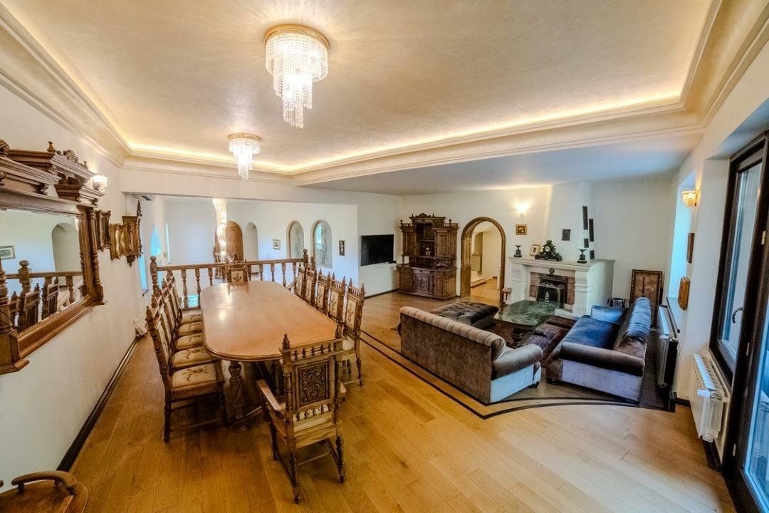 Vilă de excepţie centru Iaşi - Poză 10