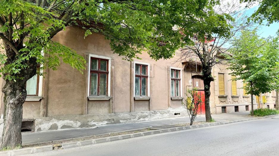 Apartament pretabil pentru birou/cabinet Strada Coșbuc. - Poză 2