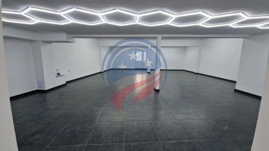 SPATIU COMERCIAL 150 mp  DE INCHIRIAT IN FILIASI , STADAL - CENTRAL - Poză 1