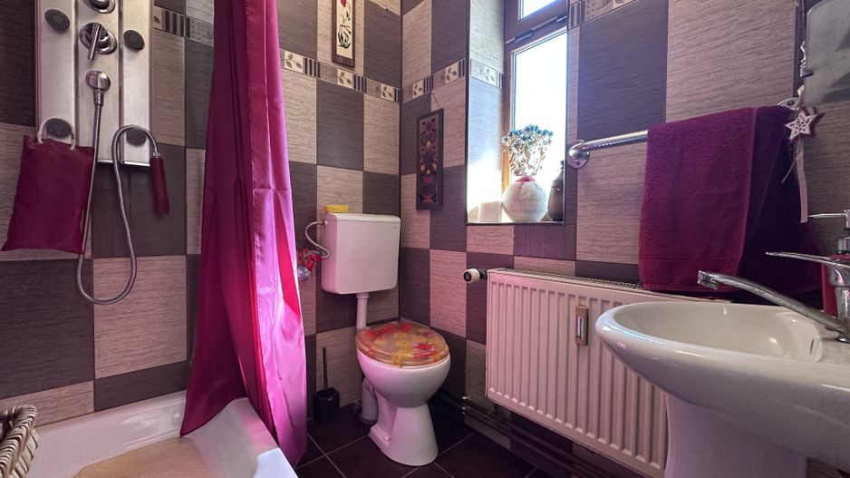 Vanzare casa in Pucioasa, Dâmbovița - 4 camere - teren 5.808 mp - Poză 18