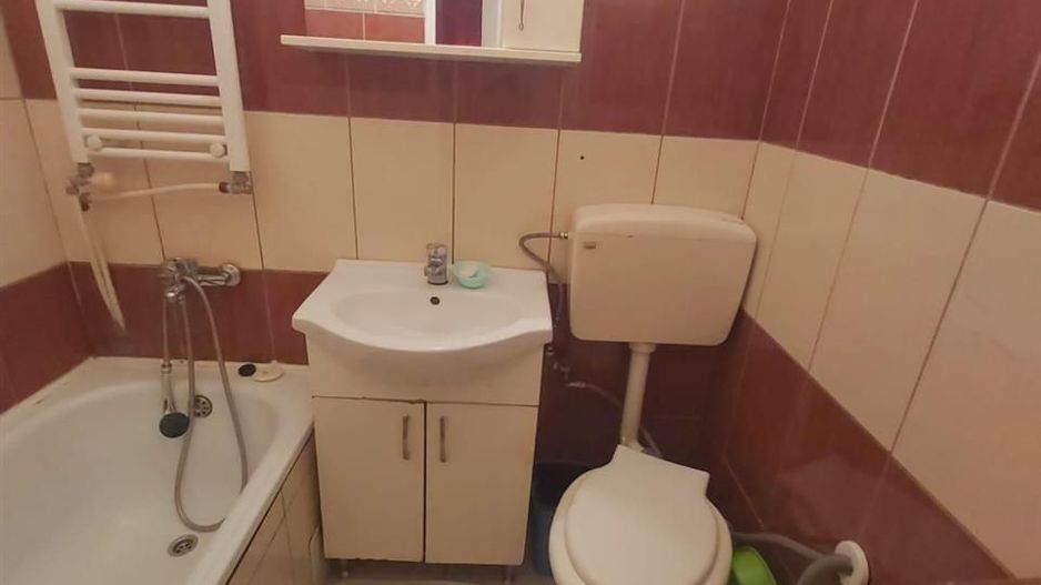 Garsoniera din uscatorie 18mp Rogerius Strada Moldovei - Poză 5