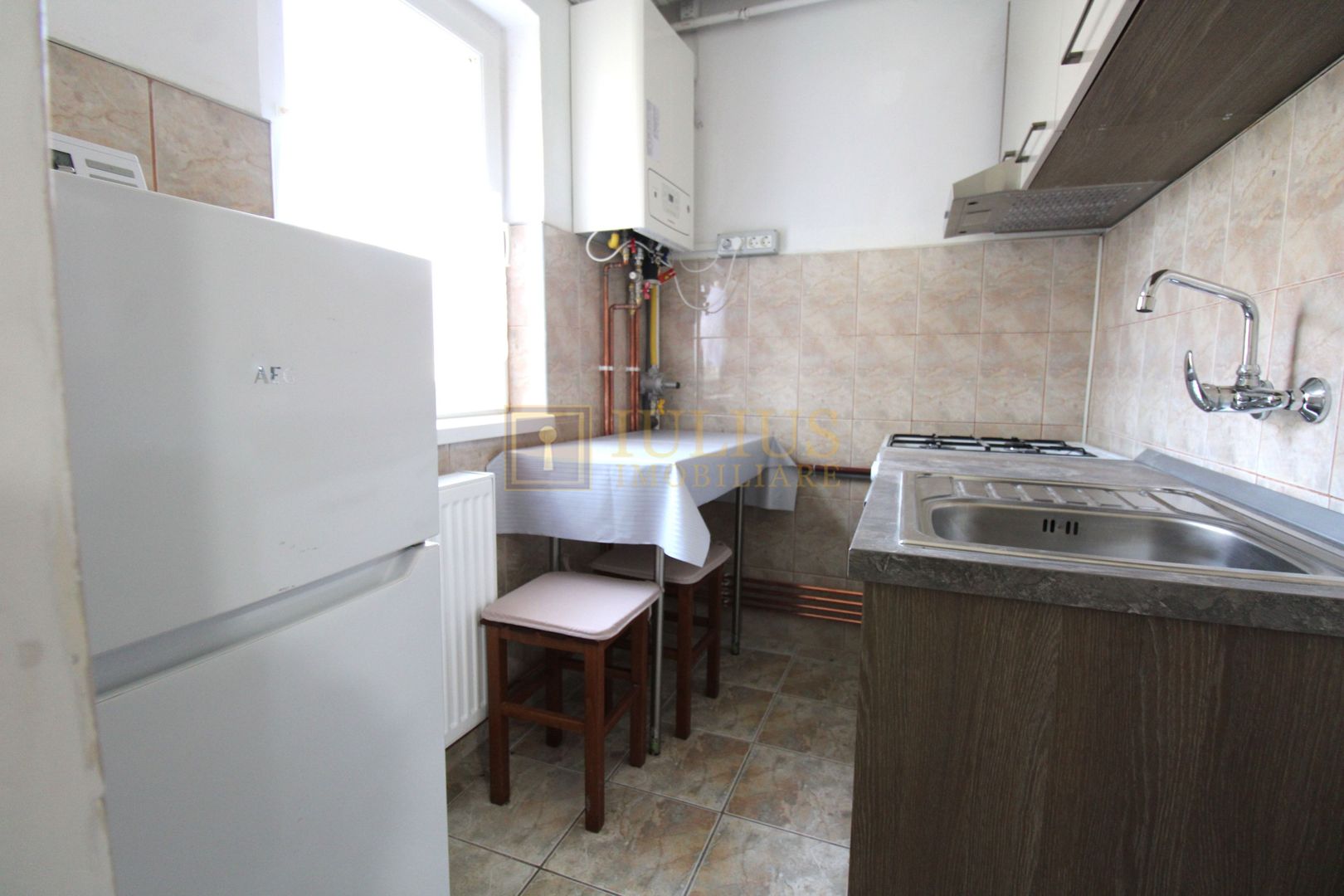 1 camera in zona Girocului cu centrala proprie - Poză 4