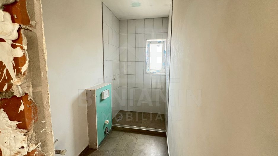 Casa-5 camere-P+1+P-147mp utili-600mp teren-Utilitati-Sanpetru - Poză 13