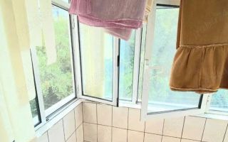 Vand apartament cu 3 camere la et 2 din 4, in Mircea cel batran, Iasi. - Poză 2