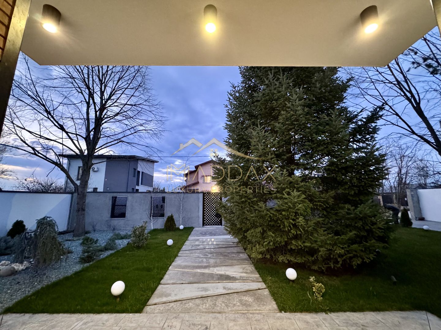 Vila cu 5 camere // * 565 mp gradina* // Tunari - Poză 50