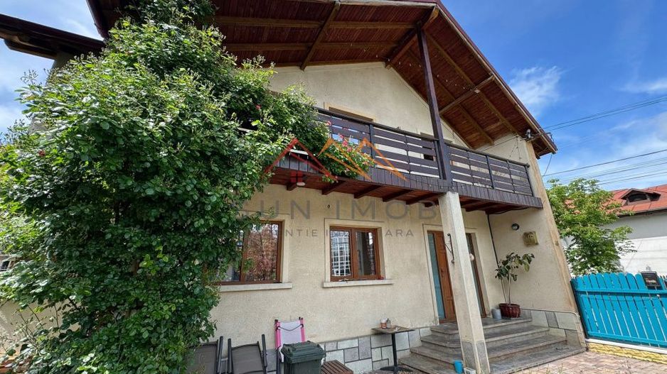 Casa Moderna P+E+M, ultracentral, 5 camere, Campina, Prahova - Poză 2