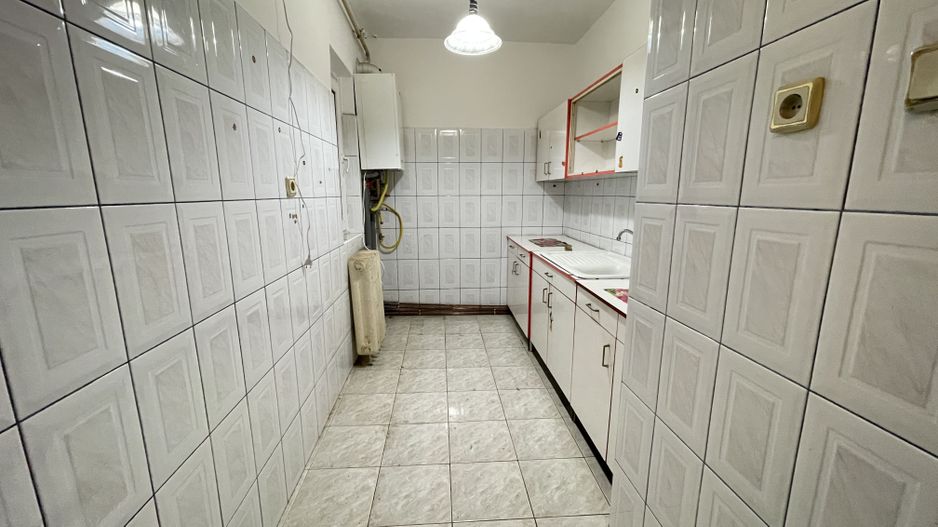 Apartament 1 camera ,etajul 1 -zona Aradului - Poză 9