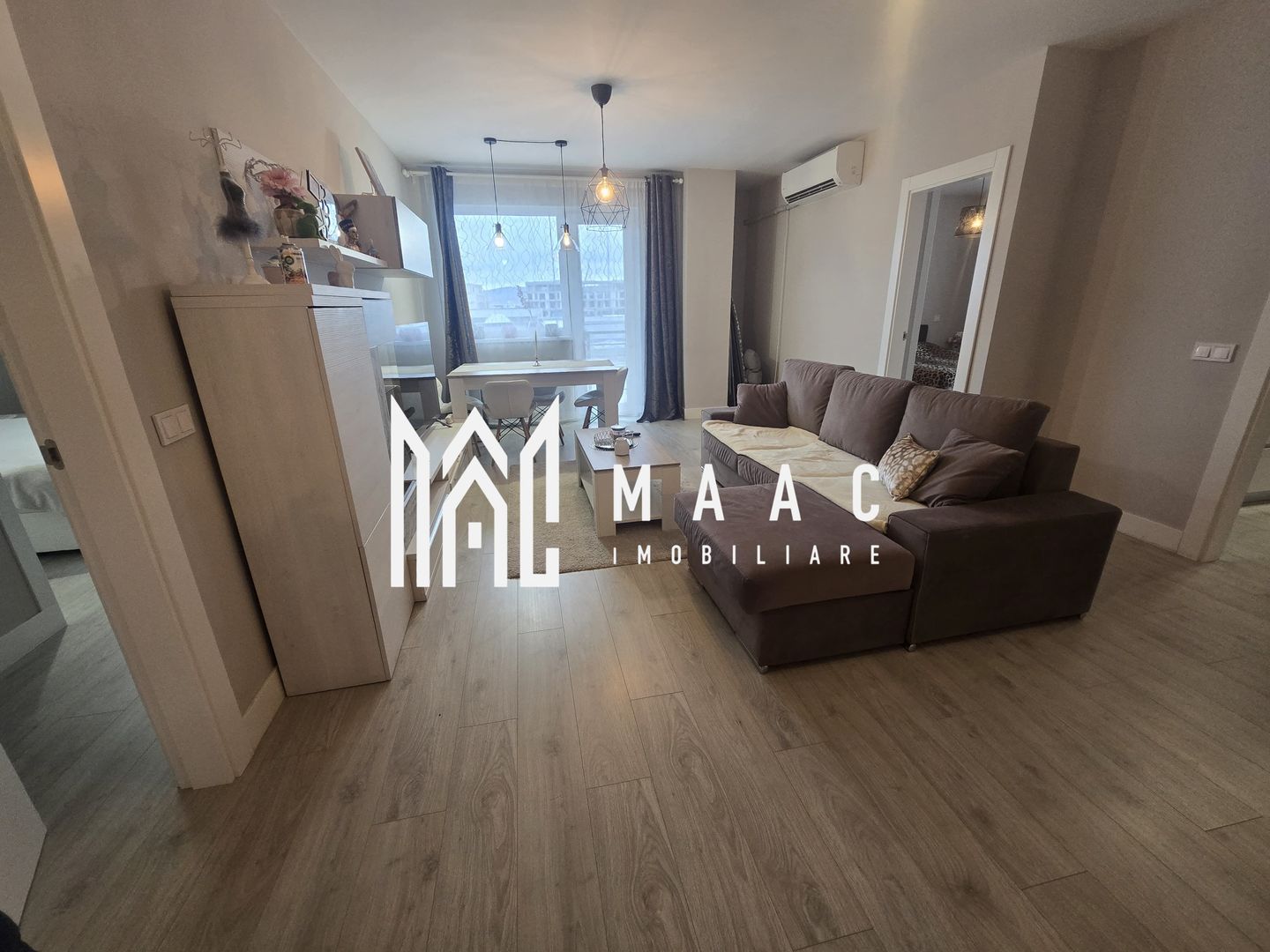 Apartament 3 camere 2 bai 2 balcoane loc de parcare subteran zona Turnisor - Poză 12