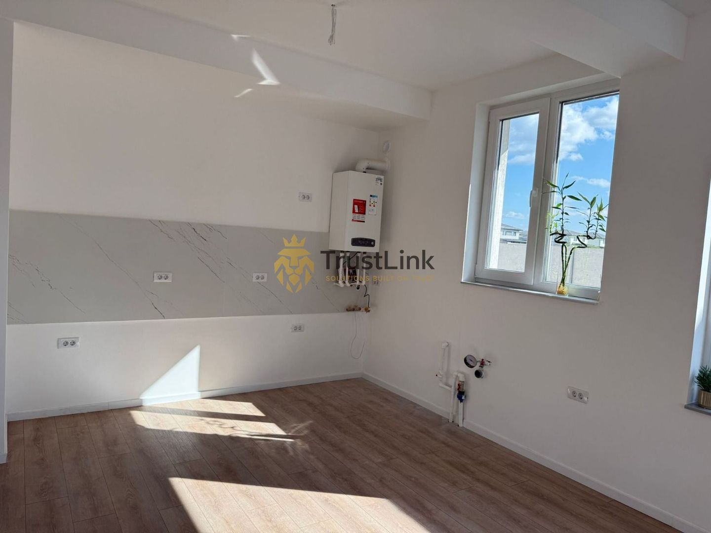 Casă individuală premium 4 camere curte 430 mp Berceni - Poză 3