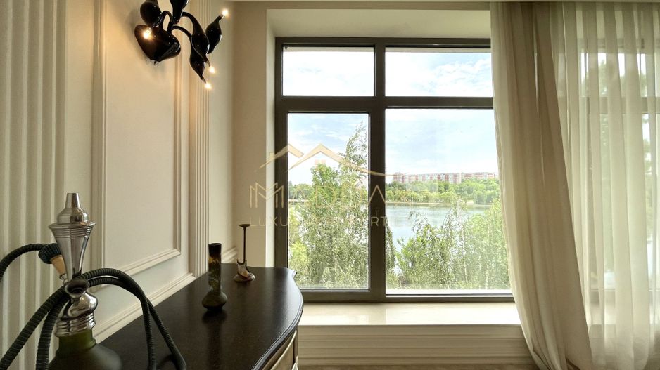 Impressive Villa *1500 SQM usable* 2613 SQM land / Open to the lake - Poză 50