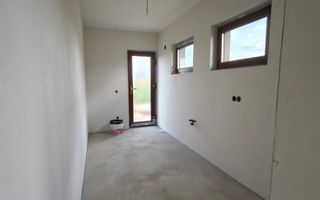 Casă individuală I 5 camere I 120 mpu I Curte 380 mp I Șura Mică - Poză 2