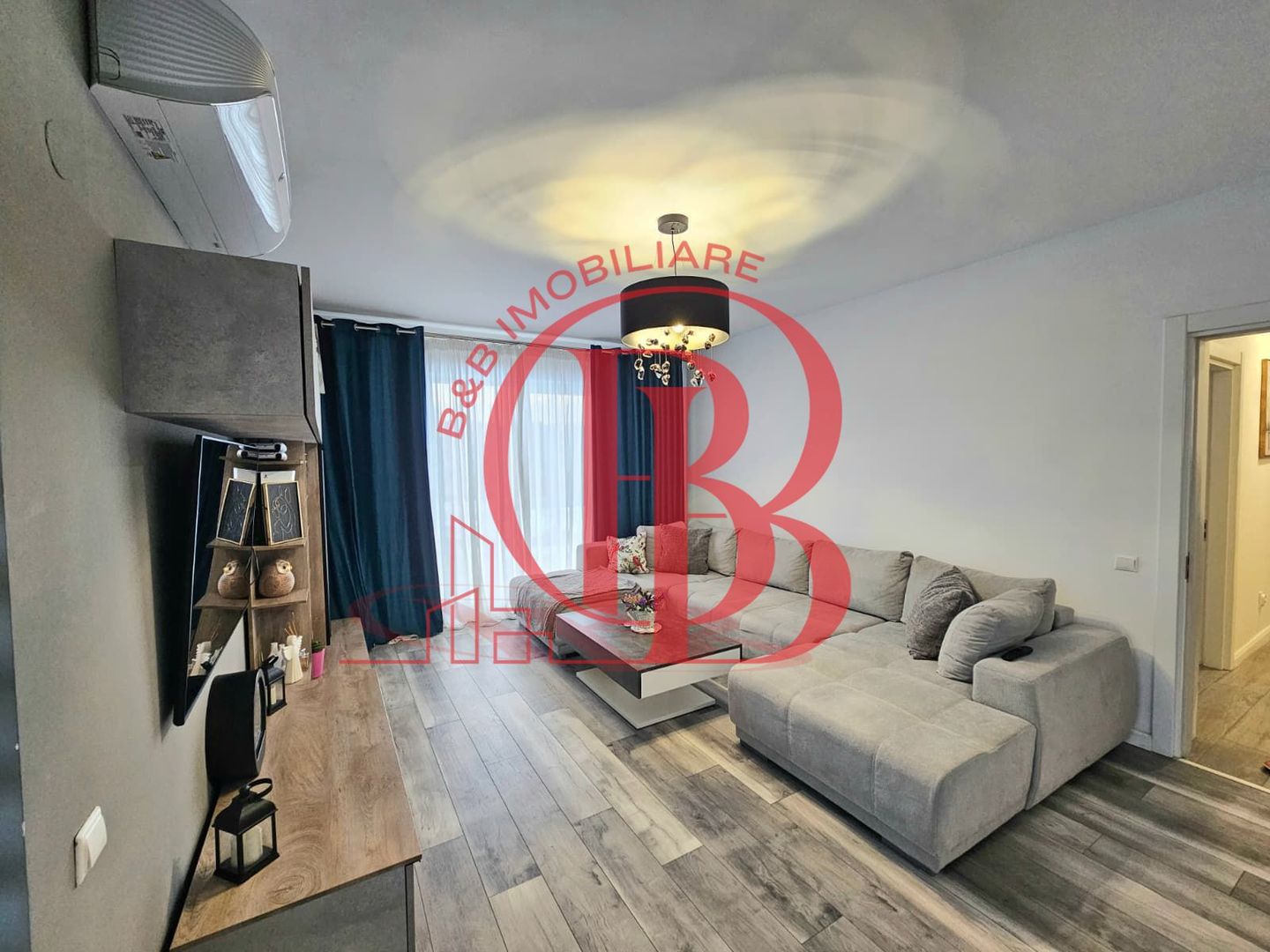 Apartament 3 camere Modern+2 locuri de parcare subterane - Poză 1