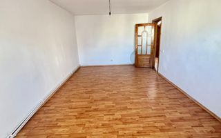 Apartament 3 camere de vânzare – Decebal - Poză 5