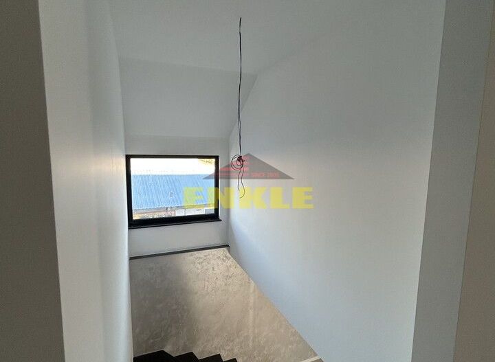 Casa de vanzare, zona Liceul Pedagogic. Pret 225.000€ Negociabil! - Poză 13