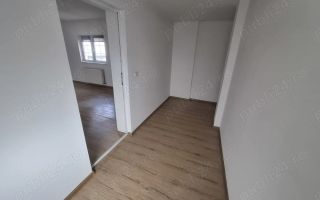 Închiriez spațiu 140mp central, strada Smardan cu locuri de parcare - Poză 4