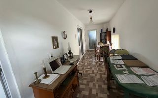 Casa cu 2 apartamente zona Mehala - Poză 5