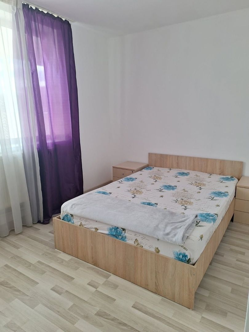 De inchiriat apartament 2 camere in zona Lizeanu - Poză 3