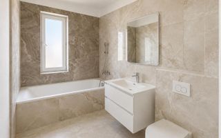 Bloc nou. Apartament cu 3 camere spations. 2 Bai. Etaj 1 - Poză 7