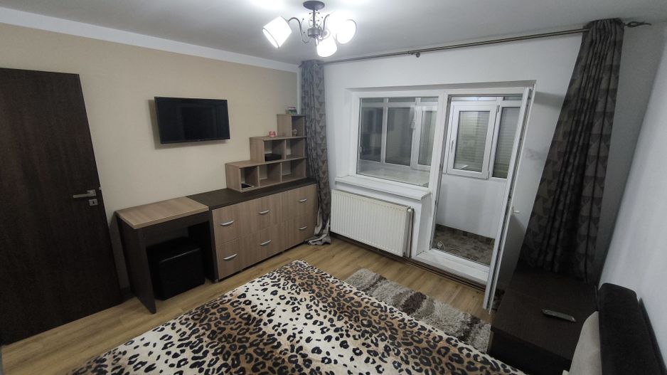 Apartament 3 camere Decomandat Rovine, etaj 4/4, str. Maramures - Poză 4