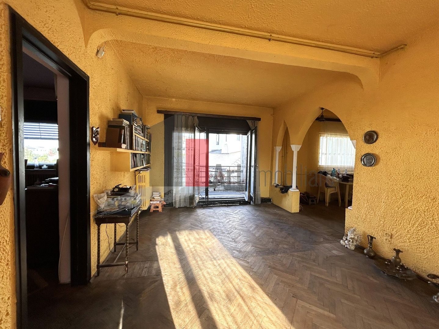 Apartament unicat, 3 camere, terasa 50mp | Ultracentral-cartierul Evreiesc - Poză 2