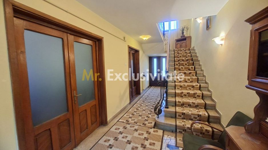 Casa Centrala de vanzare - Strada Rahovei Pitesti - Poză 4