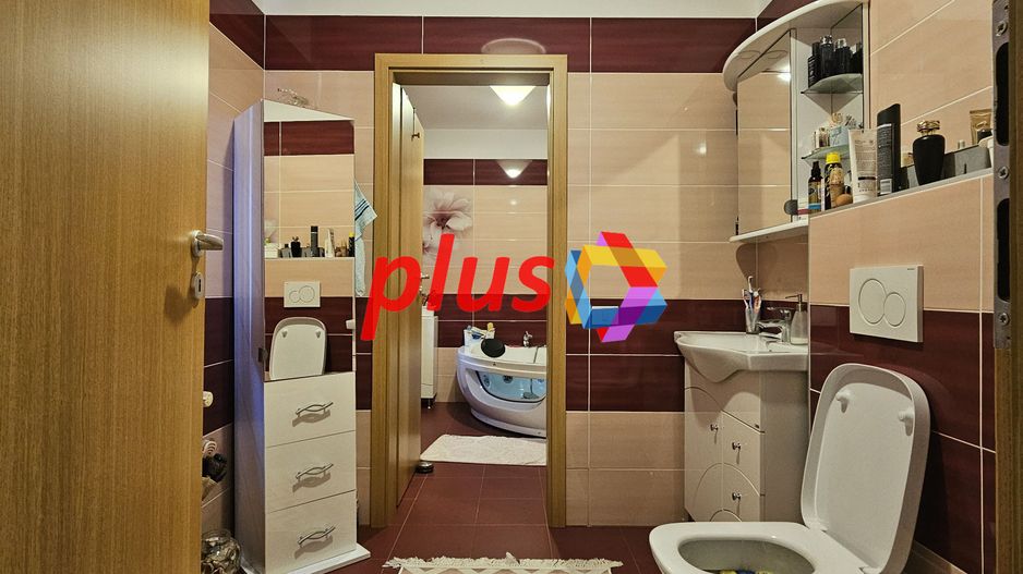 Casă individuala Tractorul 270 mp , zona Coresi - Poză 14