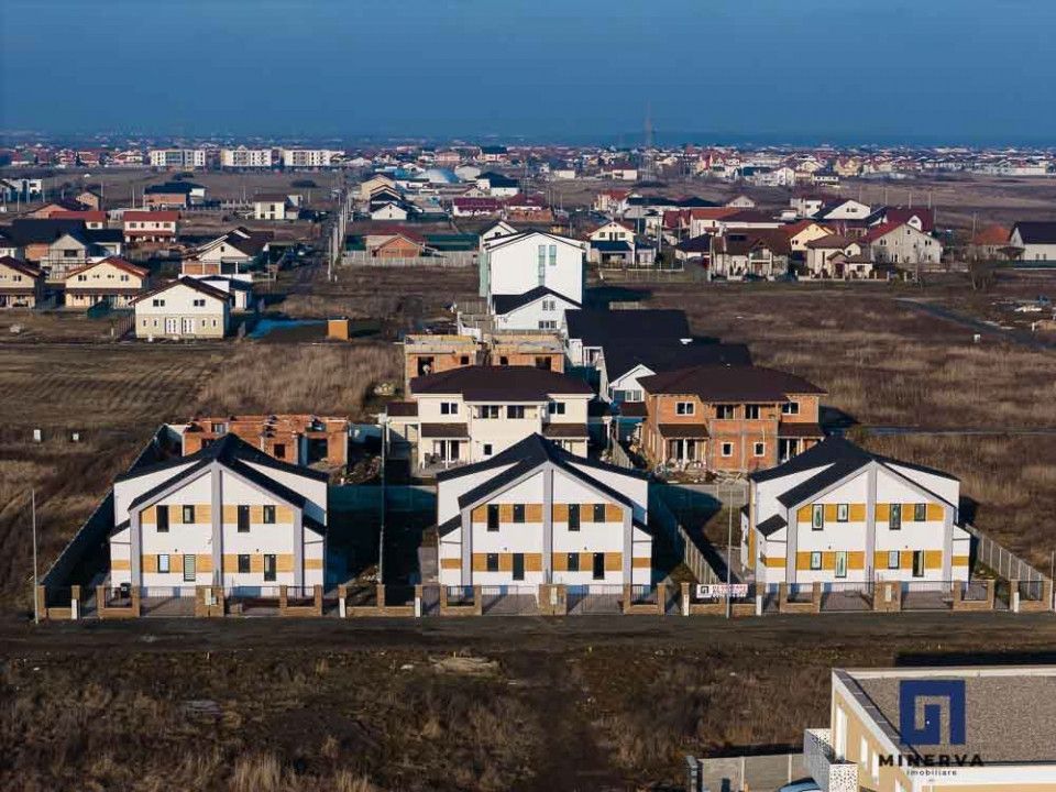 Duplex cu 4 camere si teren generos de 352 mp – Mosnita Noua - Poză 43