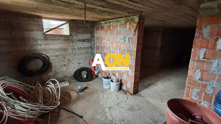 1/2 Duplex 5 camere S+P+M cu garaj 576 mp teren - Poză 10