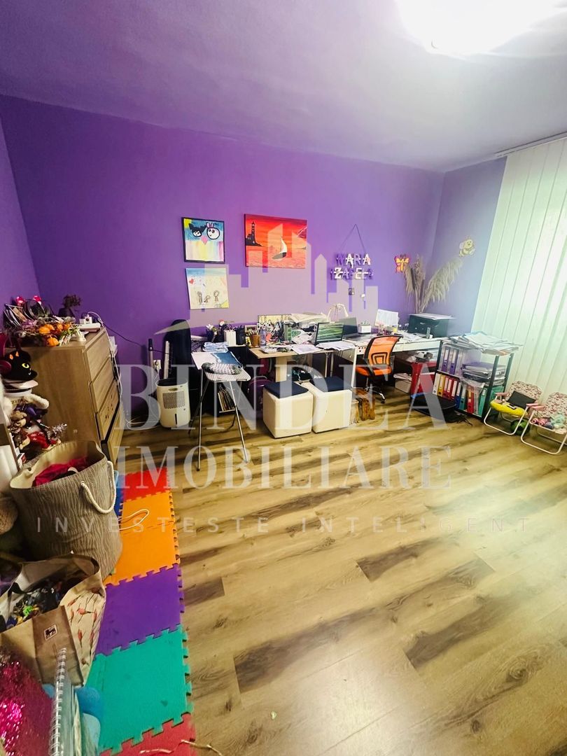 Casa pe principala in Giarmata  737mp teren - Poză 12