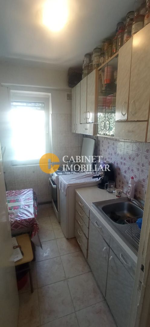 Apartament 2 camere decomandat - zona Alexandru cel Bun - Poză 5