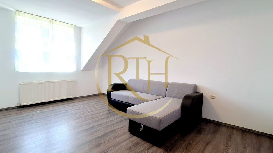 Oferim spre inchiriere, Apartament spatios, 4 camere, pentru locuit sau Firme - Poză 4