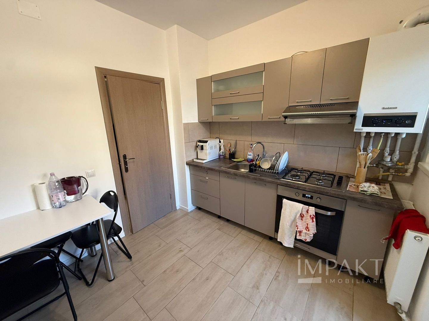 3 camere de inchiriat in zona Platinia - Poză 9