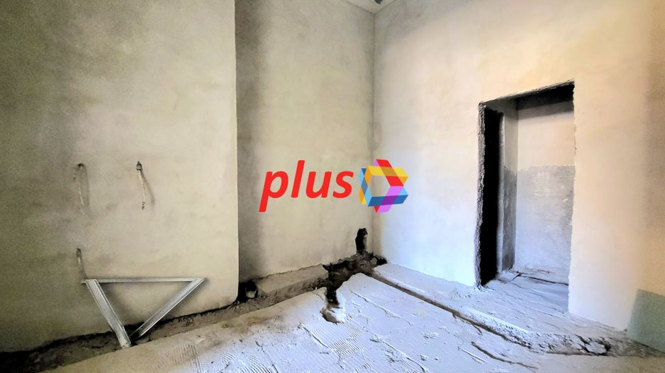 Spatiu cu vad pietonal intens - 65 mp # plus-imo.ro - Poză 5