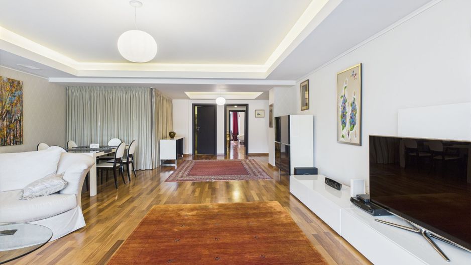 Apartament deosebit, cu 4 camere, pe Șoseaua Nordului - Poză 14