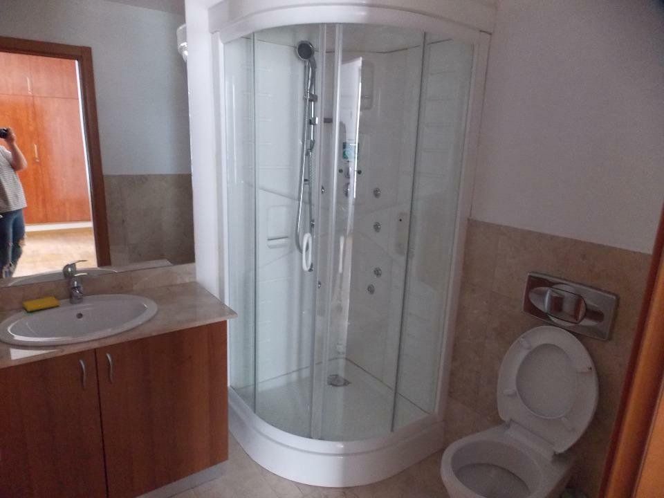 Inchiriez apartament - Poză 2