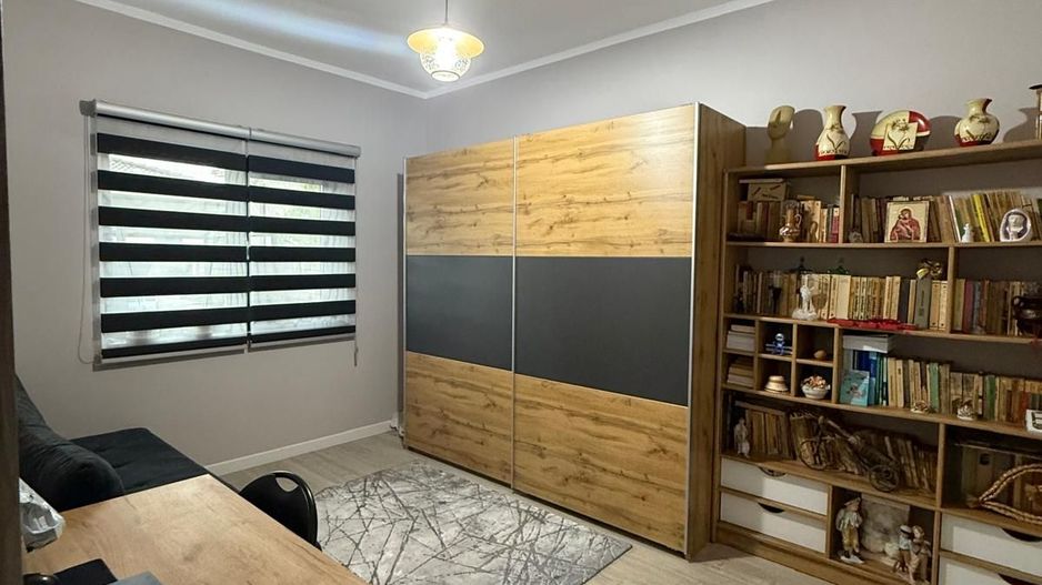 Duplex  5 dormitoare - utilat complet - zona centrala - Dumbravita - Poză 12