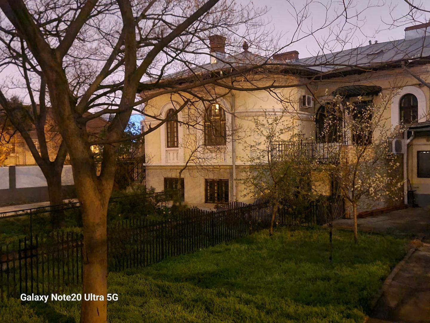 Casa Vila || Timpuri Noi || 6 camere || curte libera 400mp ||  Afterschool || - Poză 5