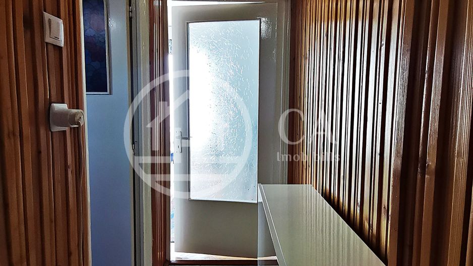 Apartament de inchiriat cu 3 camere in zona Dragos Voda, Oradea - Poză 12