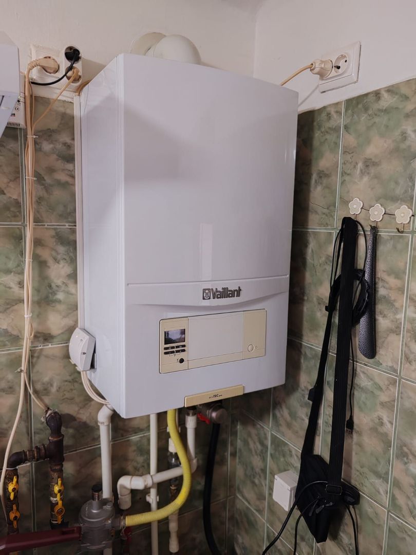 CASA IN POPESTI LEORDENI, RENOVATA, CURTE, MOBILAT-UTILATA - Poză 10