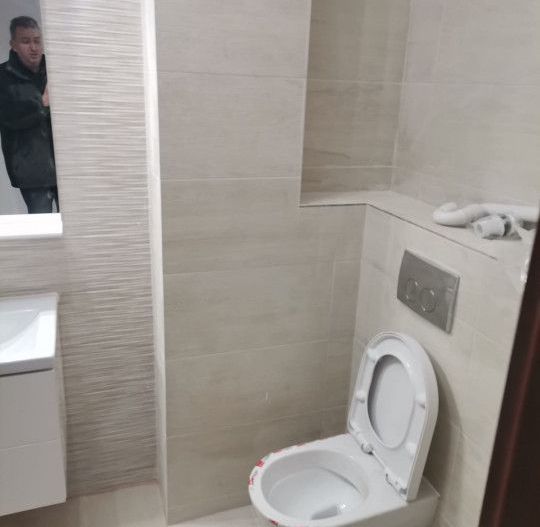 Inchiriere apartament 3 camere,nemobilat, bloc nou, zona Nord - Poză 6